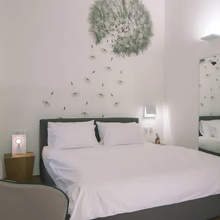 Golden Crown Hotell