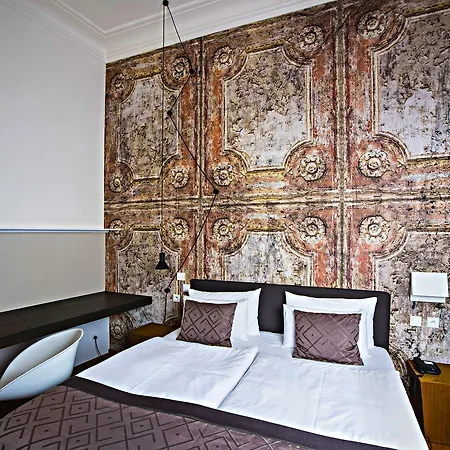 Hotel Golden Crown Prague