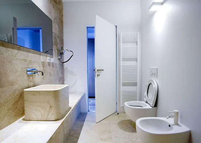Hotel Golden Crown 4*